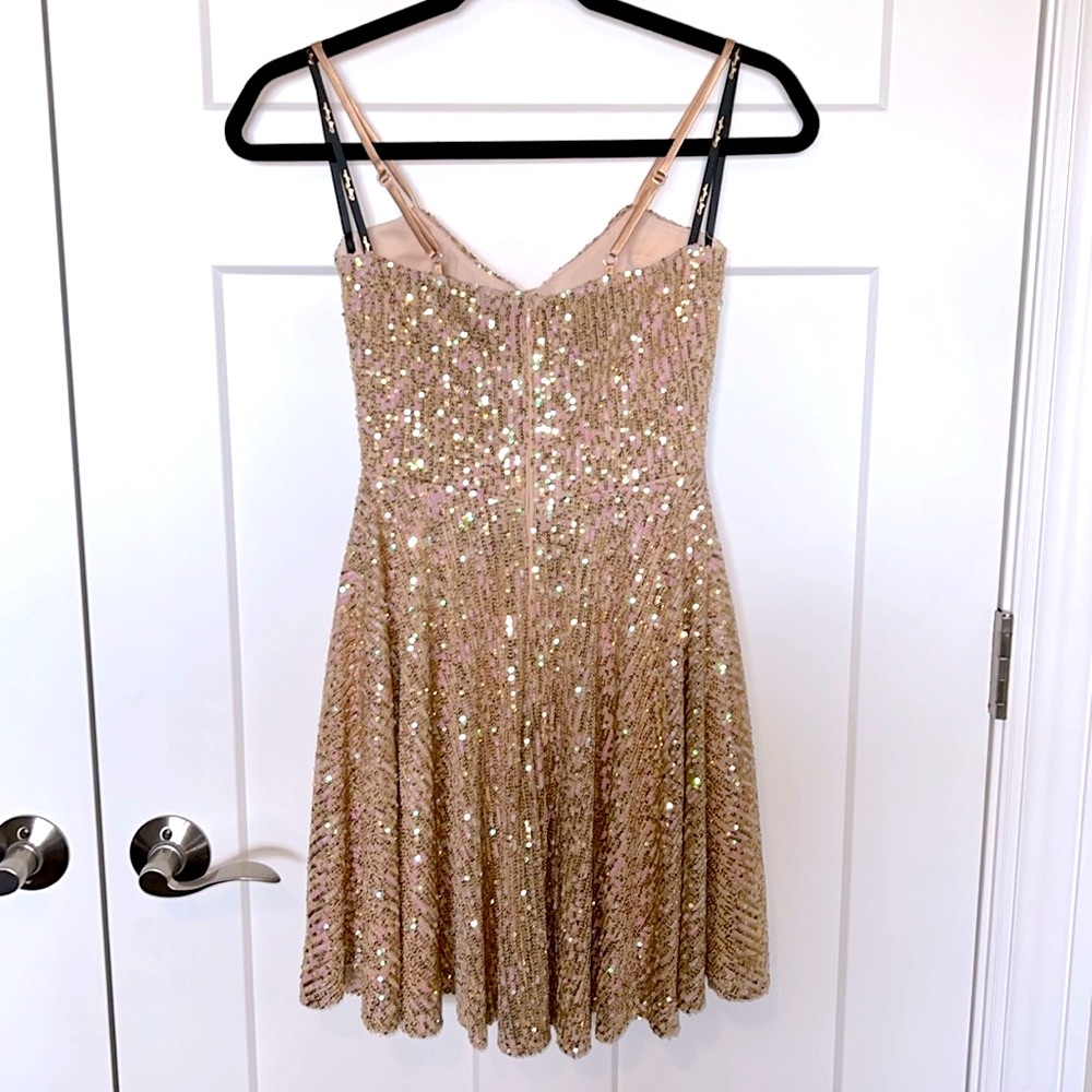 Nwot City Triangles Gold Sequin Dress - image 2